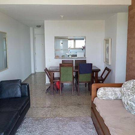 De Frente Pro Mar Em Cabo Frio Apartment Exterior photo